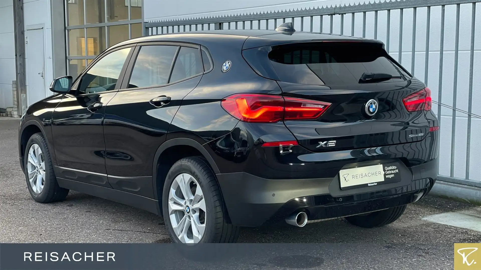 BMW X2 sDrive18i LED Navi PDC DAB ParkAss 17"LM Noir - 2