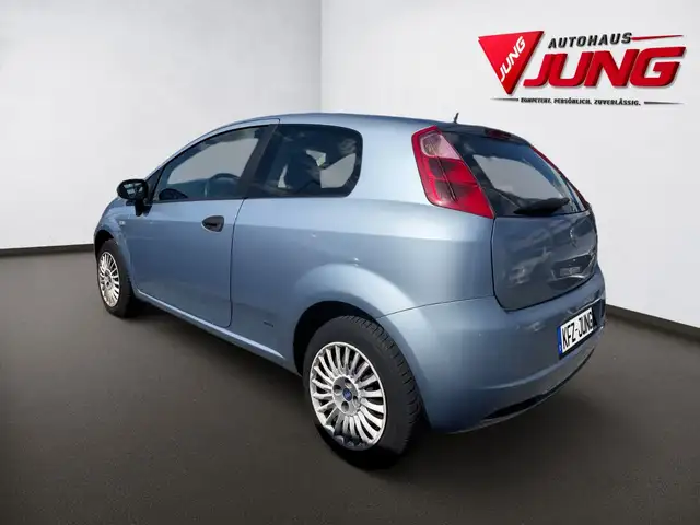 Fiat Grande Punto view 9