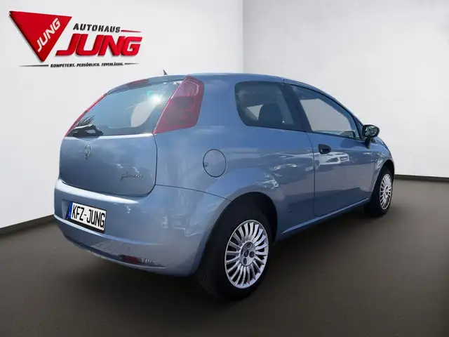 Fiat Grande Punto view 10