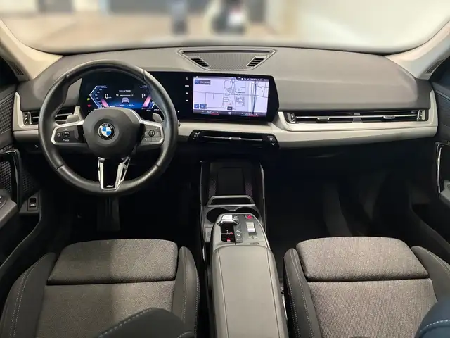 BMW X1 view 9