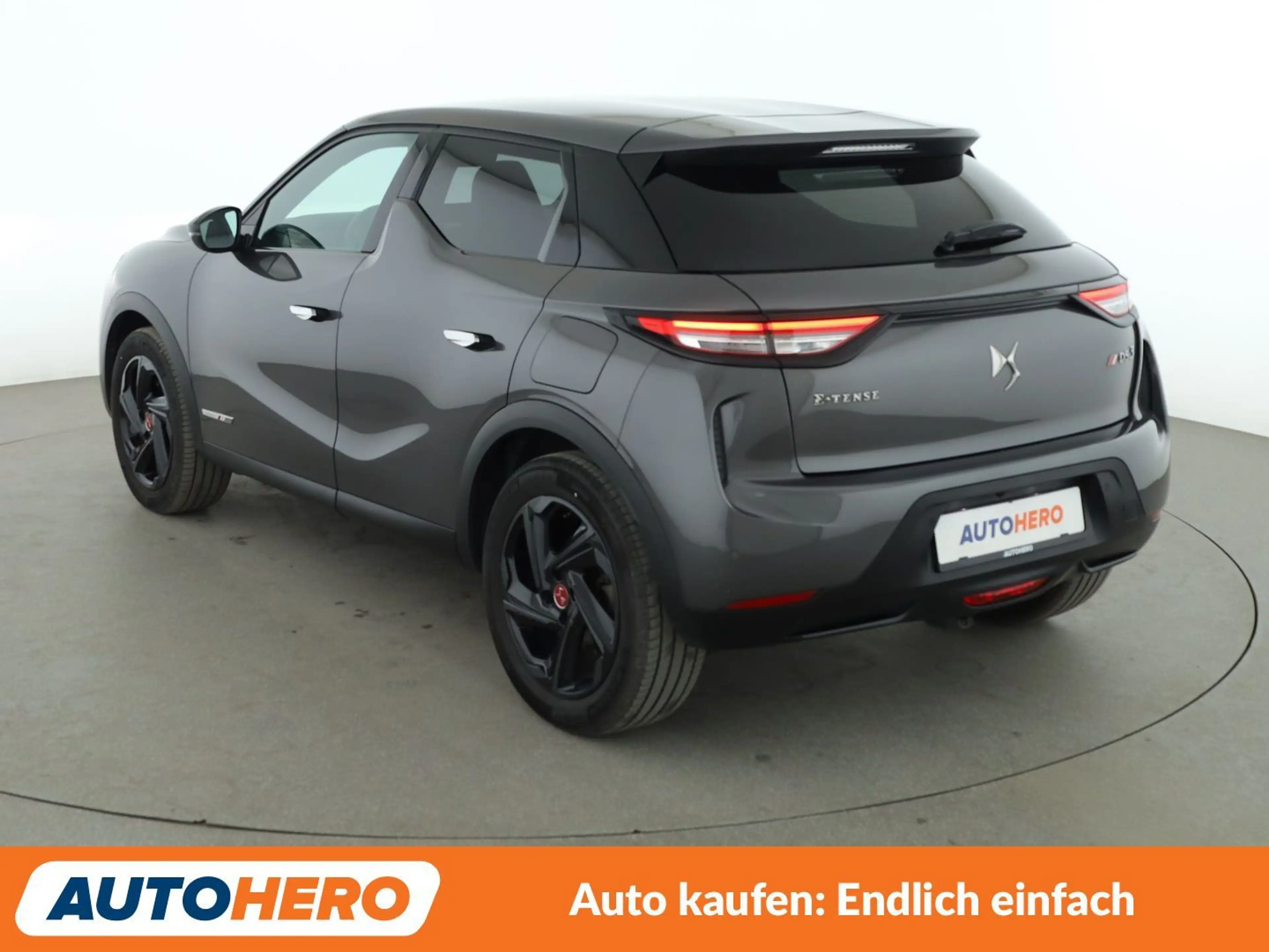 DS Automobiles DS 3 electric drive 100 kW Performance Line Plus *NAV* — photo 4