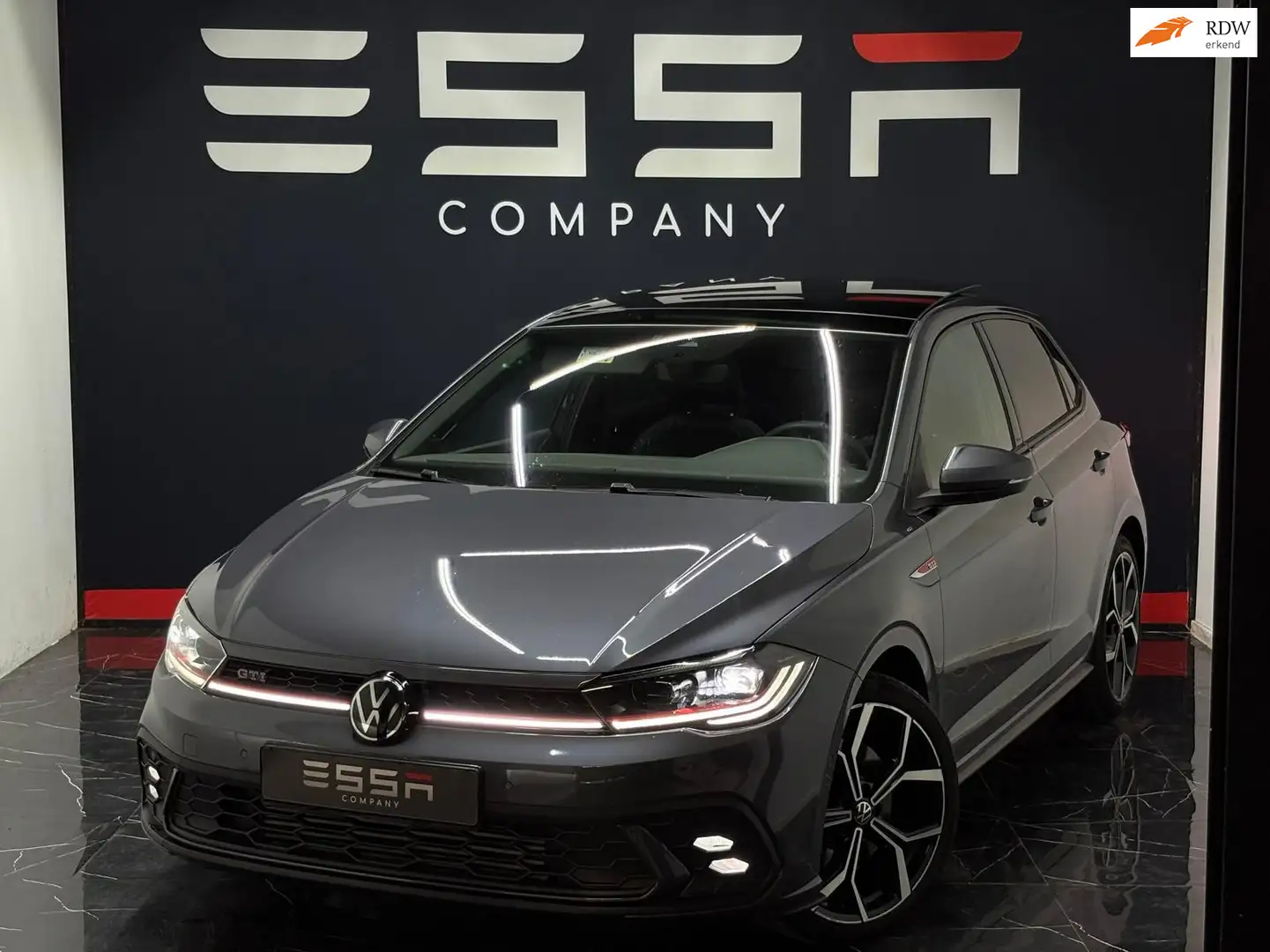 Volkswagen Polo GTI 2.0 TSI Pano Keyless DSG IQ Camera Full Option Grijs - 1