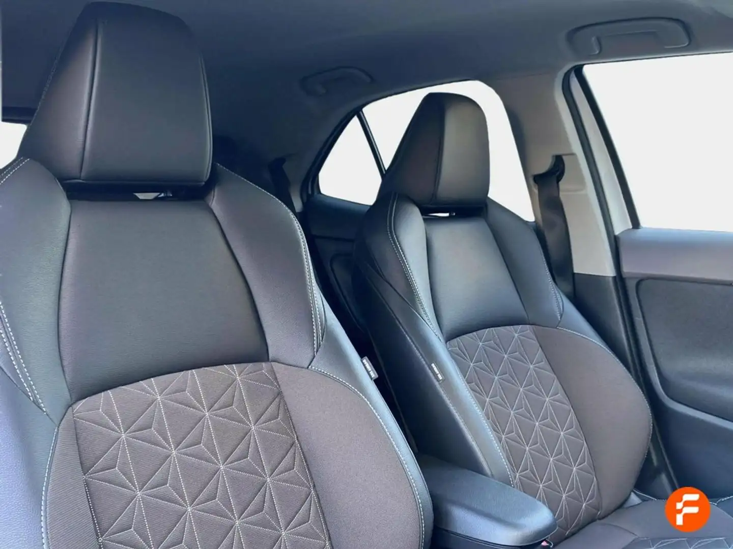 Toyota Yaris Cross 1.5 120H Style Blanco - 2