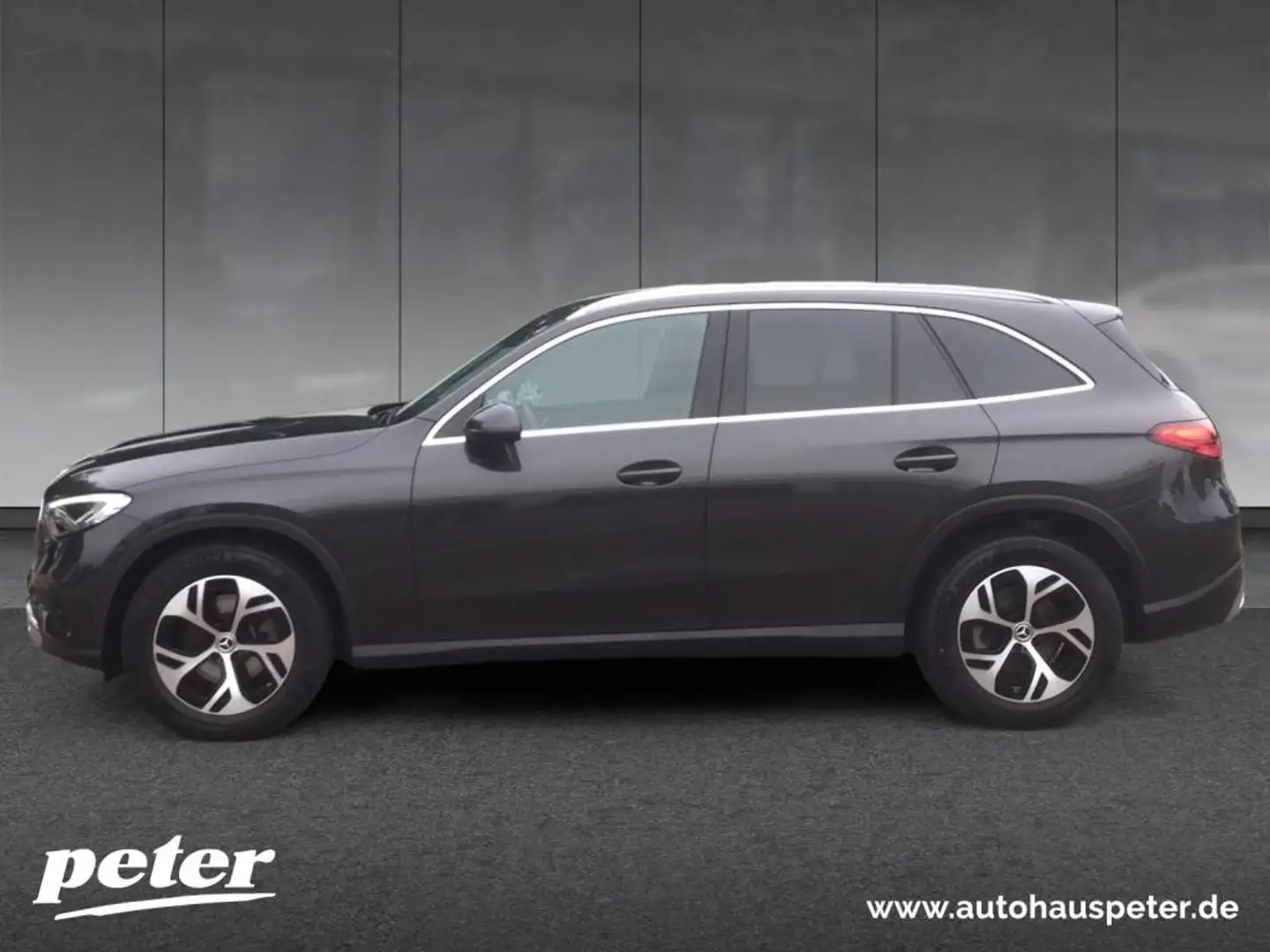Mercedes-Benz GLC 220 d 4MATIC Avantgarde Plus, AHV Grau - 2