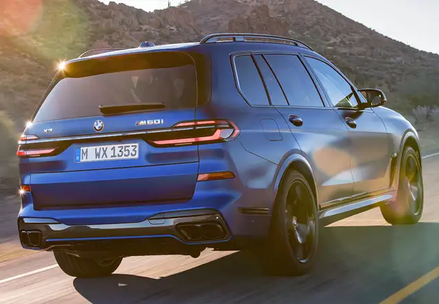 BMW X7 view 14