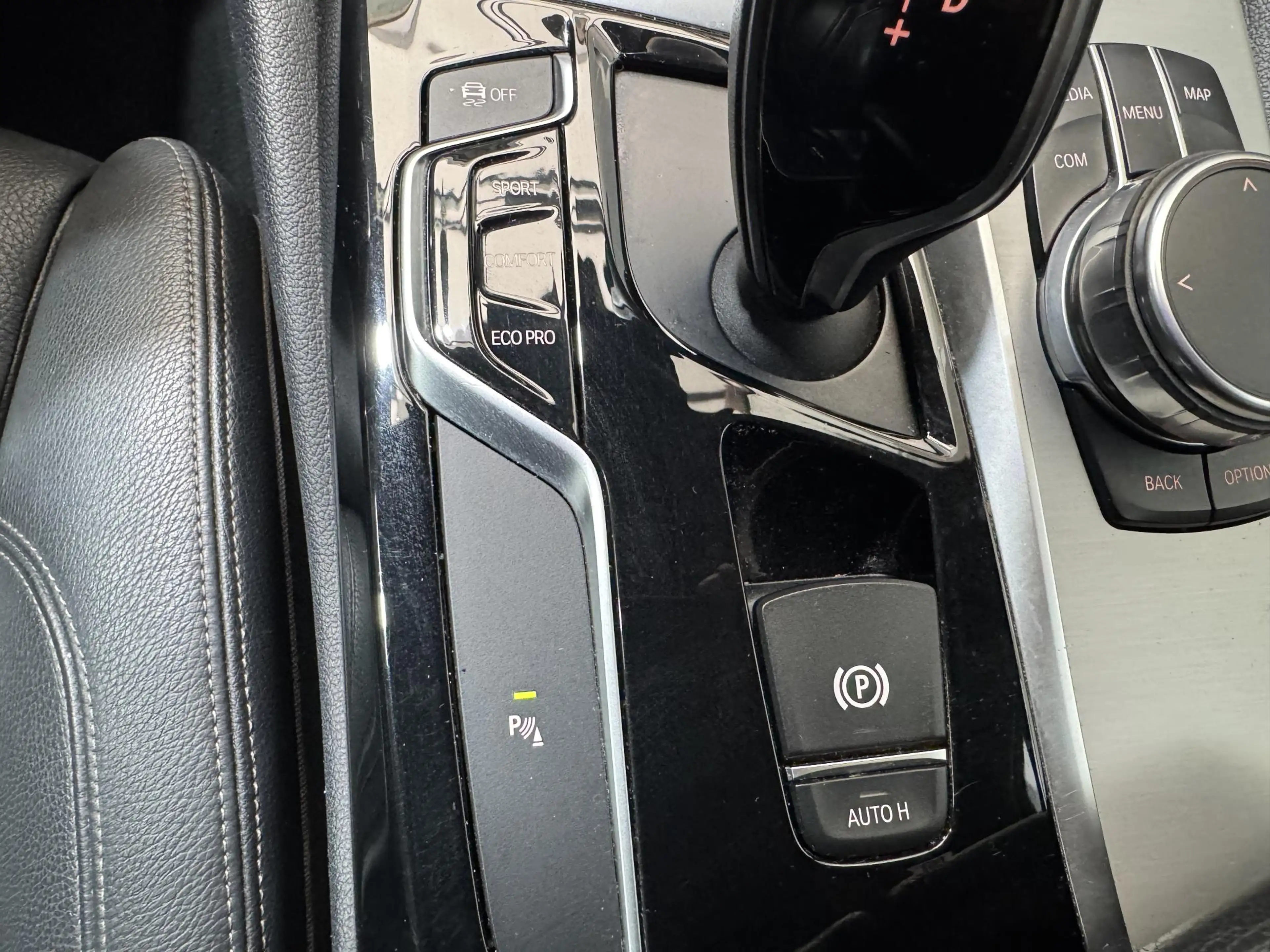 BMW 520 5-serie 520i High Executive — photo 15