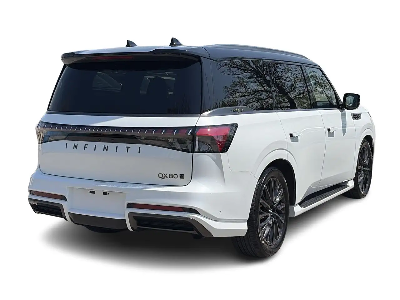 Infiniti QX80 снимка Infiniti QX80
