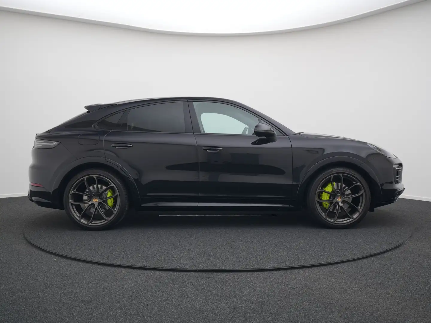 Porsche Cayenne E-Hybrid Coupé Schwarz - 2