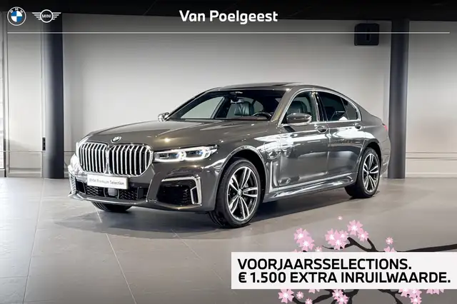 BMW 745 7 Serie 745e High Executive | M Sport | Glazen Sch