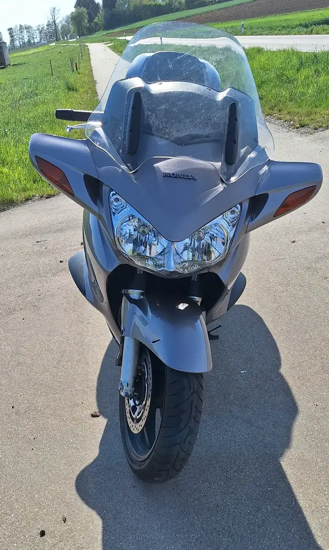 Honda ST 1300 Paneuropean mit TomTom-Navi Argento - 2