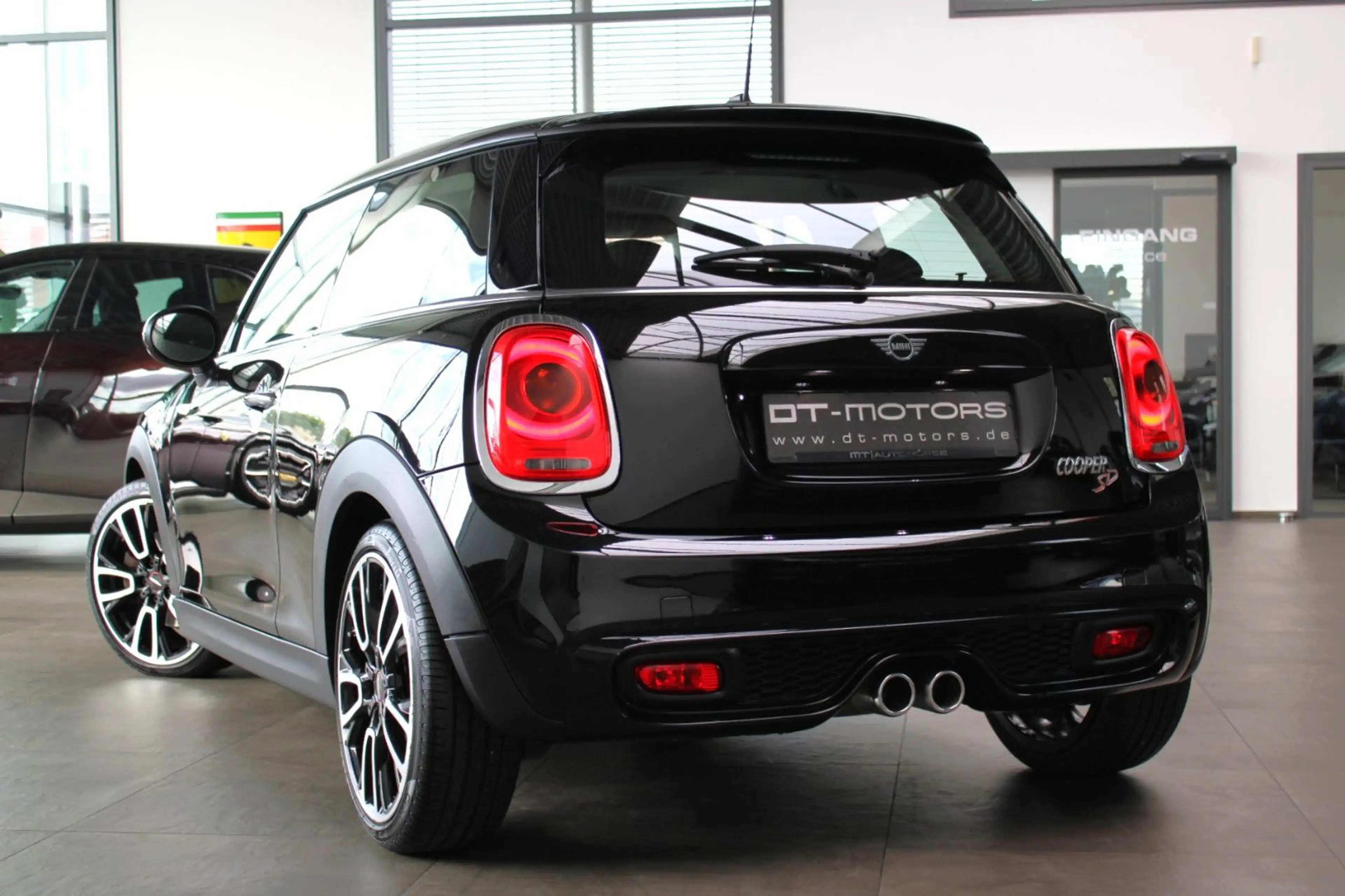 MINI Cooper SD COOPER SD AUTOMATIK #JCW #BLACK #NAVI #CARBON! — photo 14