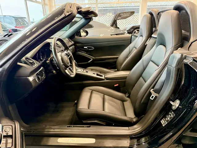 Porsche Boxster view 8