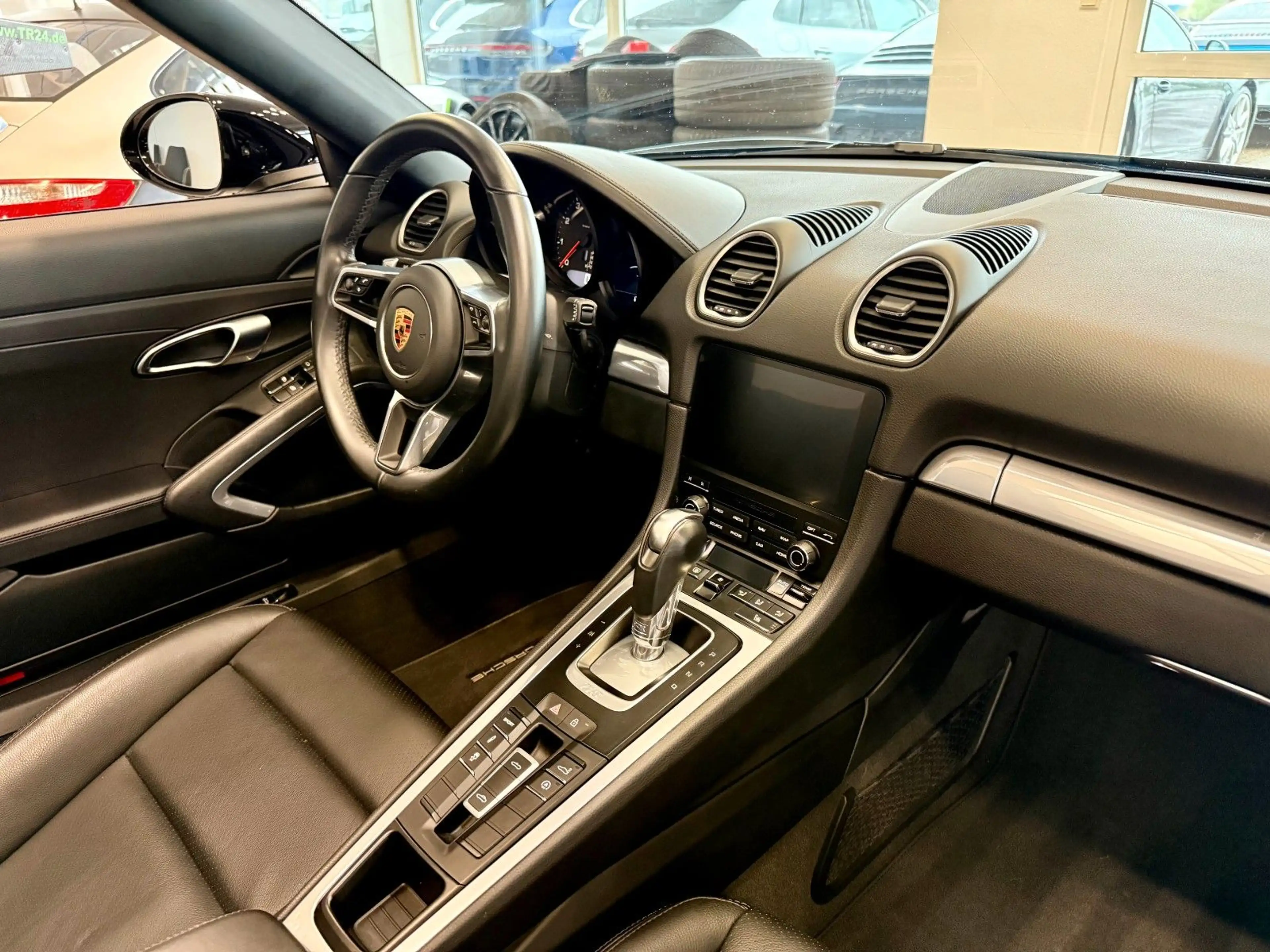 Porsche Boxster 718 Boxster PDK 20Zoll / Kamera / LED / PASM — photo 10
