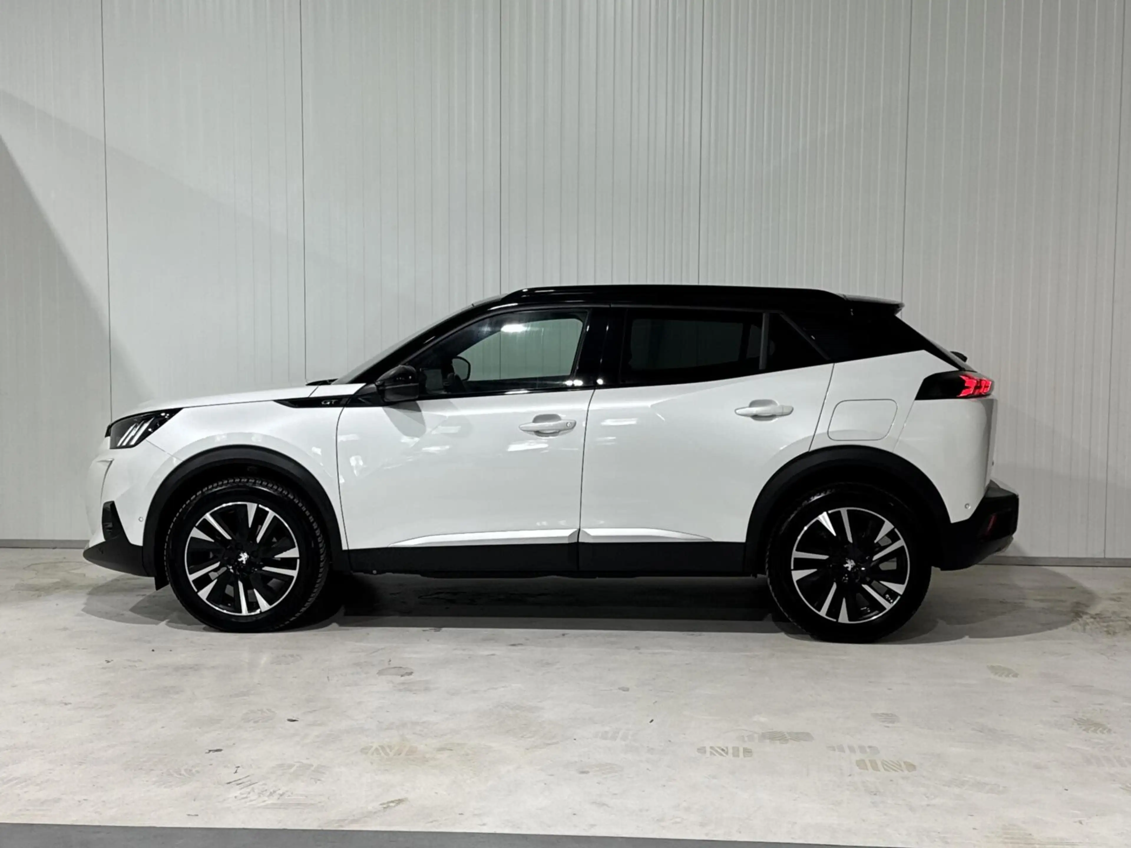 Peugeot 2008 1.2 Pure Tech GT Line|CARPLAY|LANE|360 CAMERA — photo 5