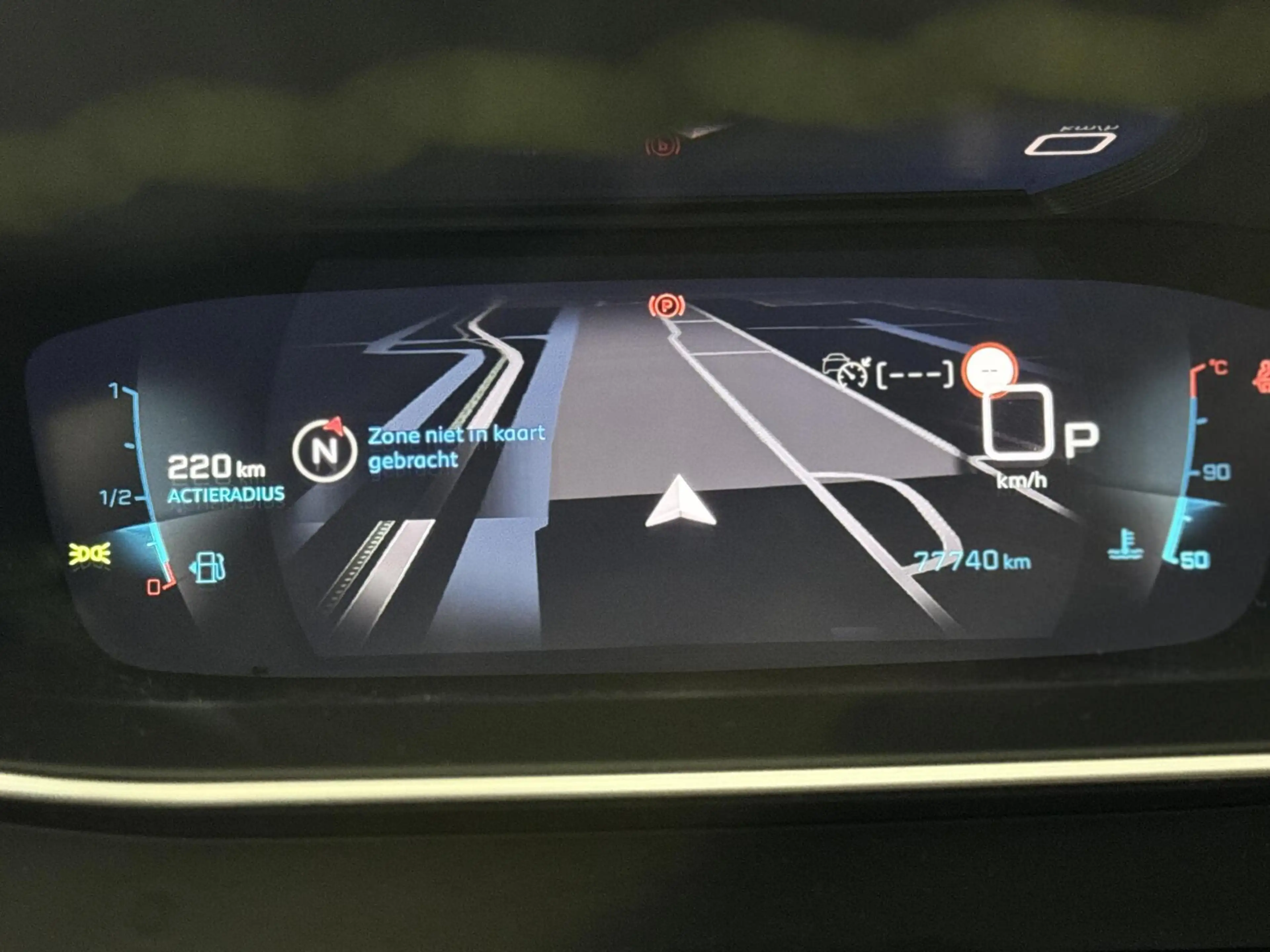 Peugeot 2008 1.2 Pure Tech GT Line|CARPLAY|LANE|360 CAMERA — photo 34