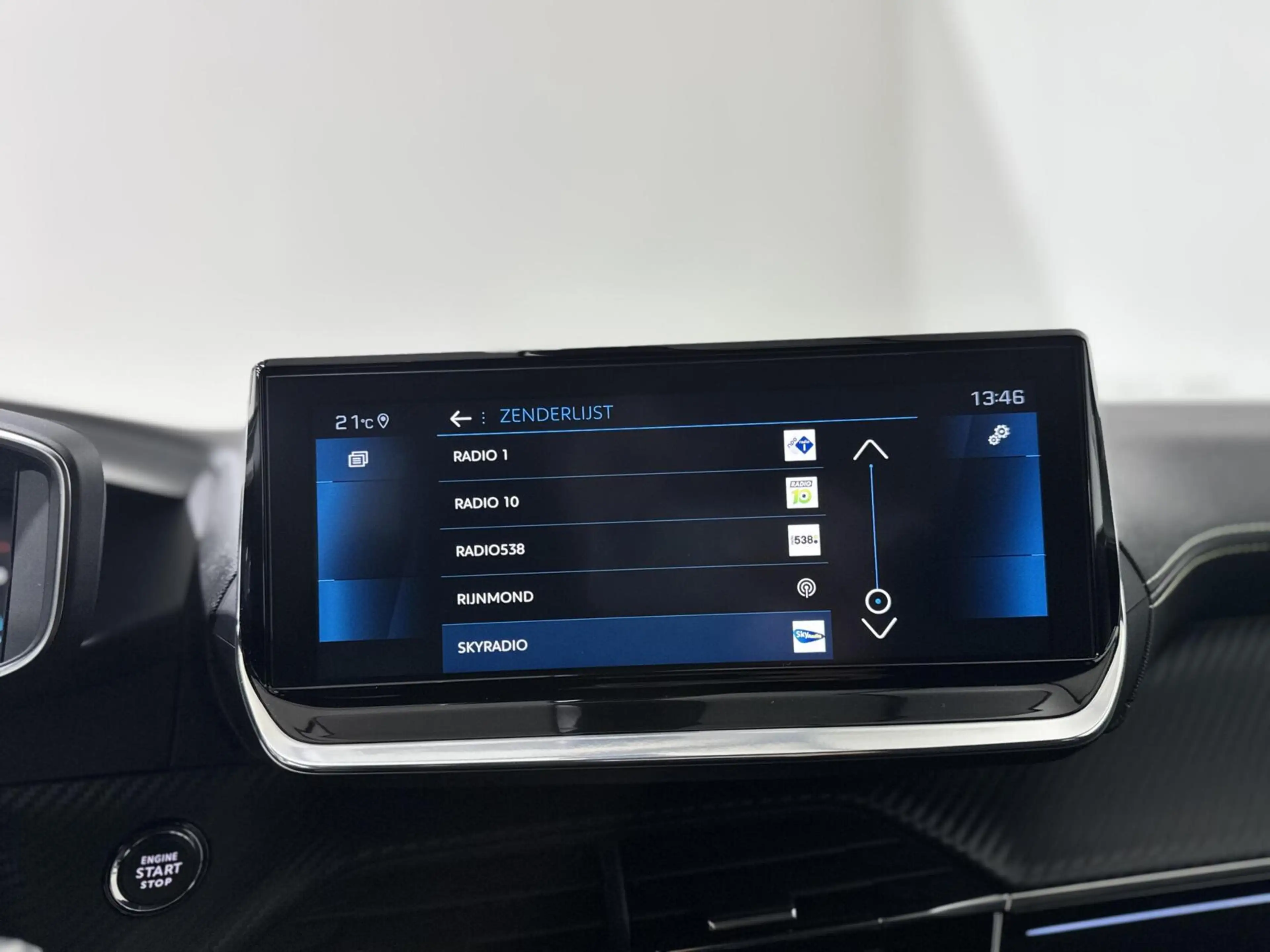 Peugeot 2008 1.2 Pure Tech GT Line|CARPLAY|LANE|360 CAMERA — photo 25