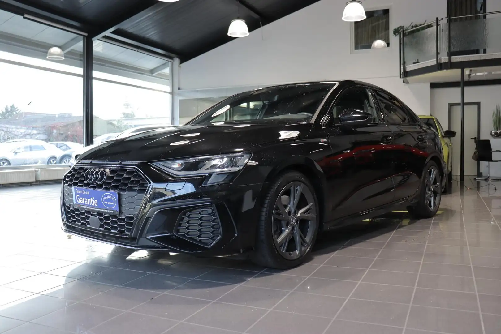 Audi A3 Lim. 1.5 TSI S tronic S LINE BLACK *ACC*NAVI* Noir - 2