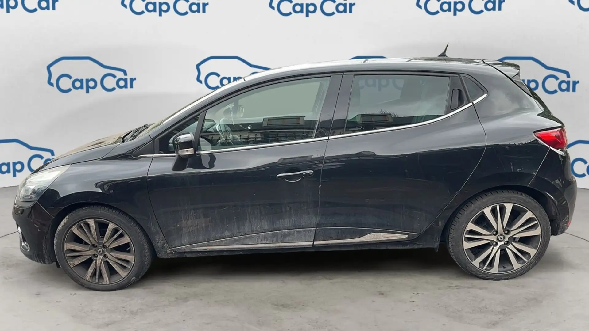 Renault Clio 1.2 TCe 120 Energy EDC6 Initiale Paris Noir - 2