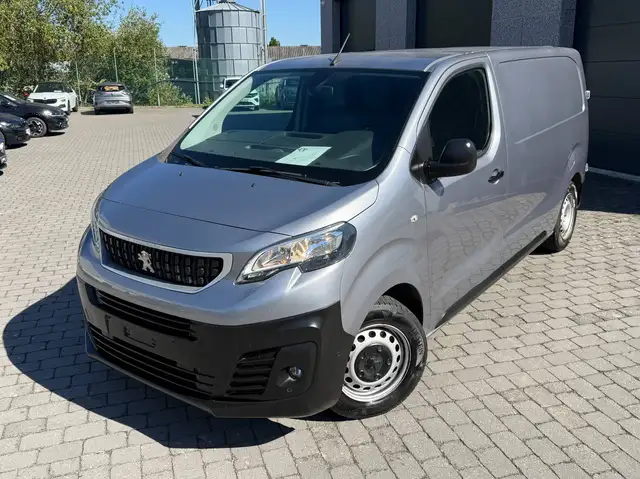 Peugeot Expert view 2