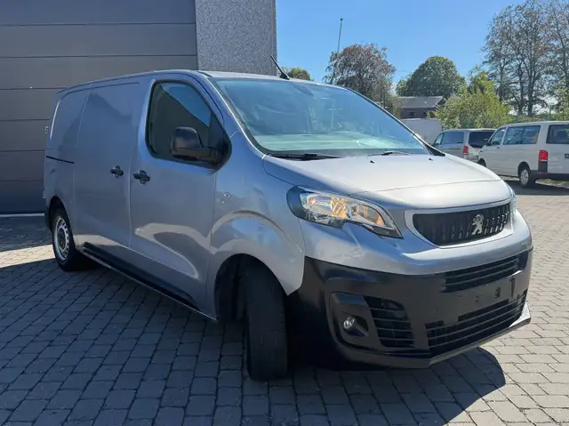 Peugeot Expert view 5