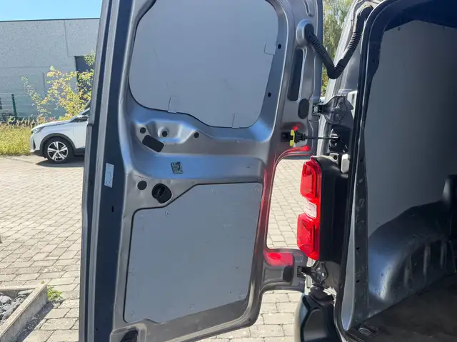Peugeot Expert view 12