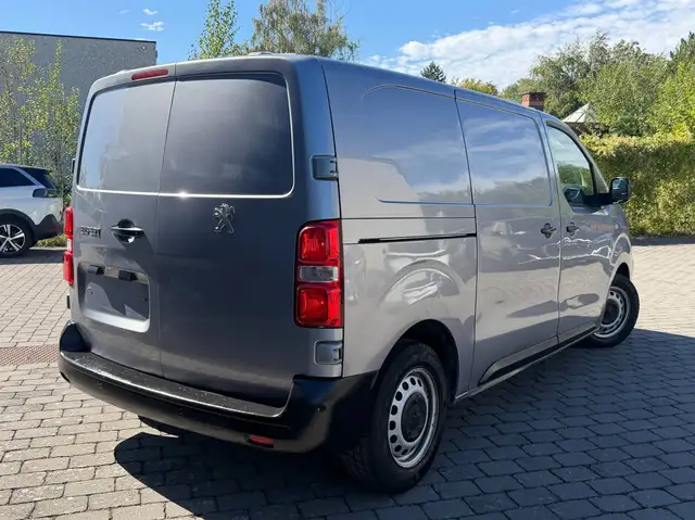 Peugeot Expert view 7