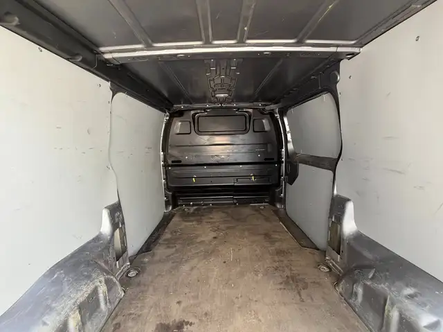 Peugeot Expert view 14