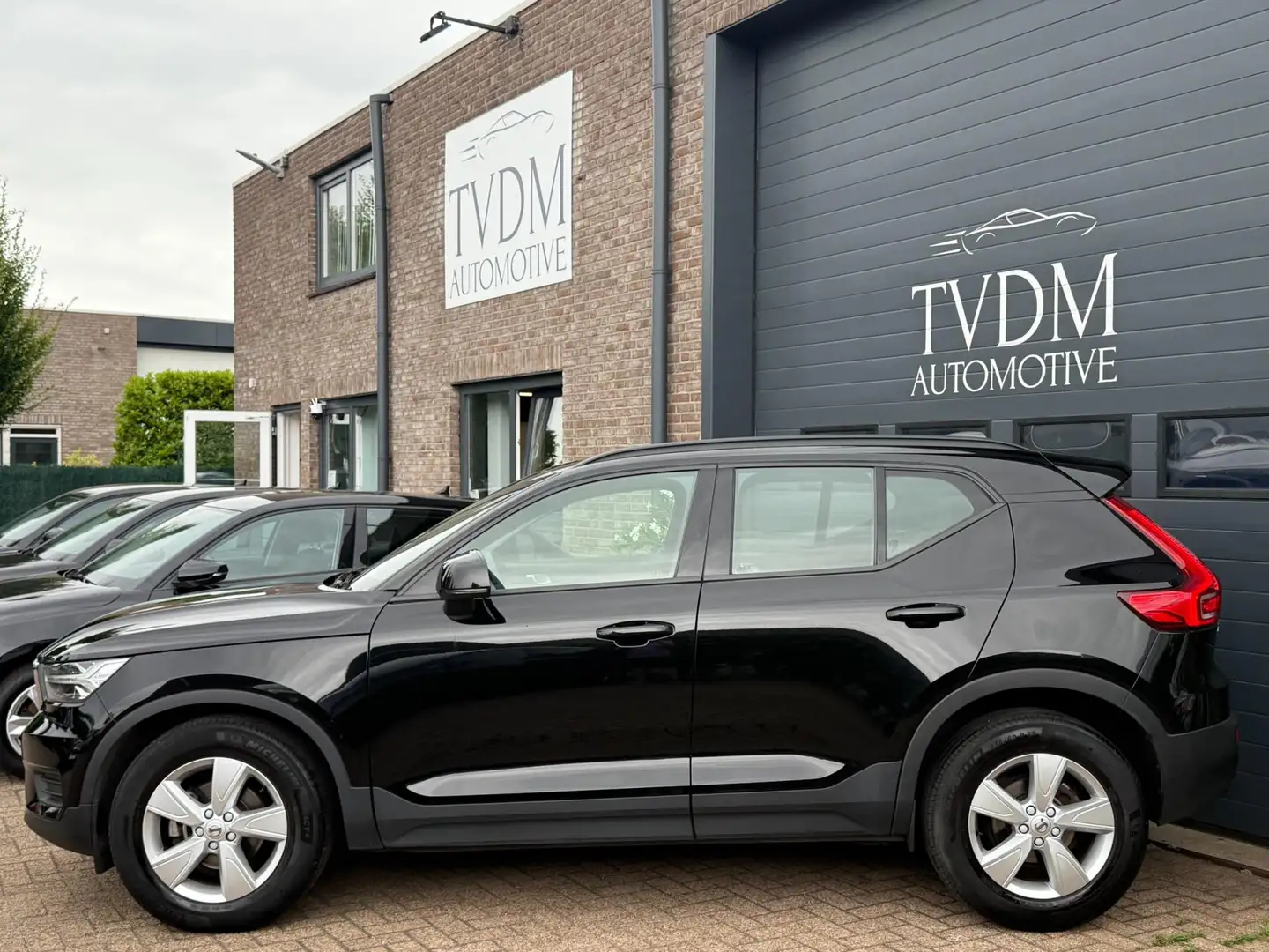 Volvo XC40 1.5 T2 Inscription|NAVI|CAMERA|CLIMATE Noir - 2