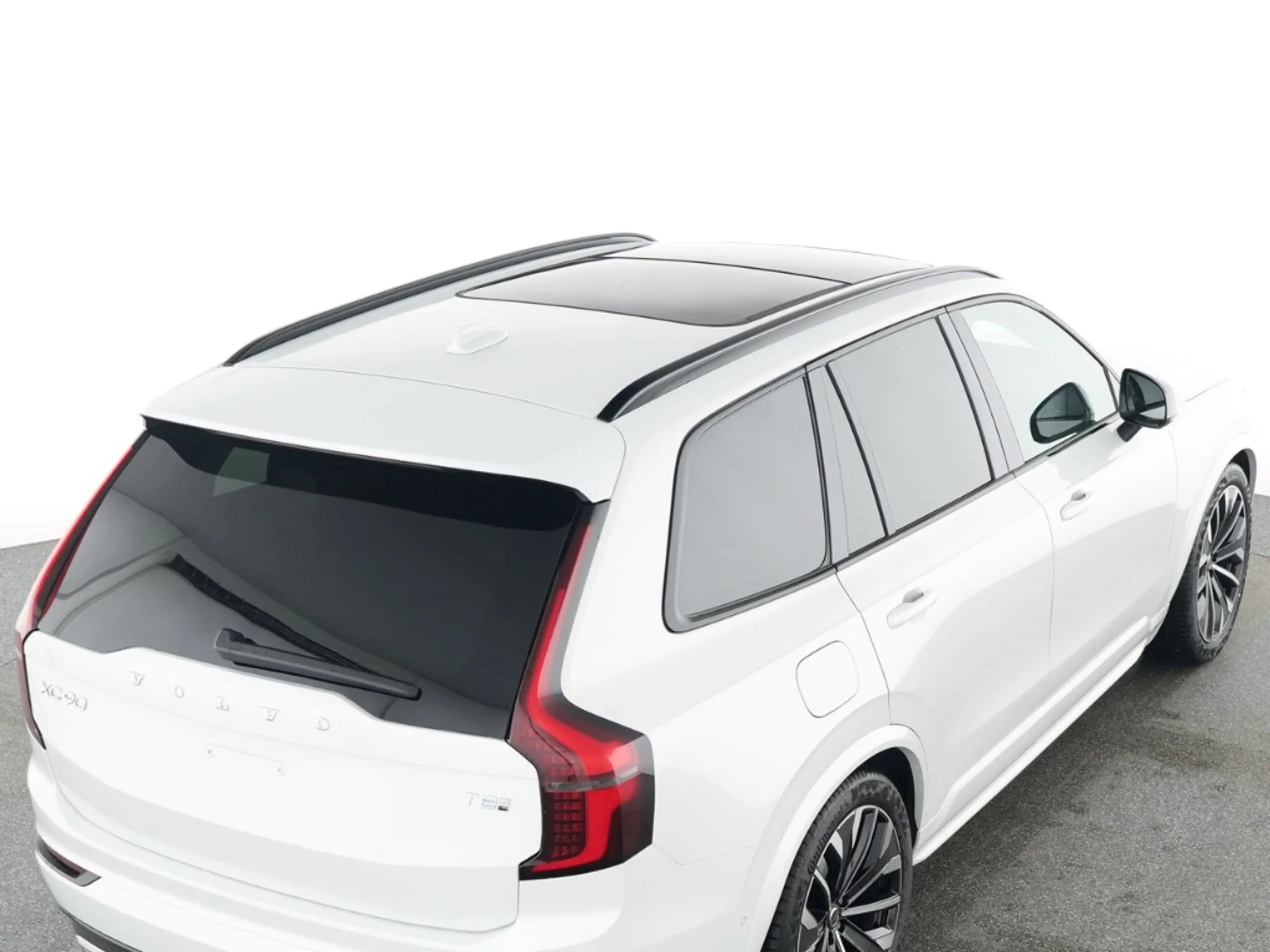 Volvo XC90 Plus Dark T8 Recharge Plug-In Hybrid AWD 7-Sitzer — photo 4