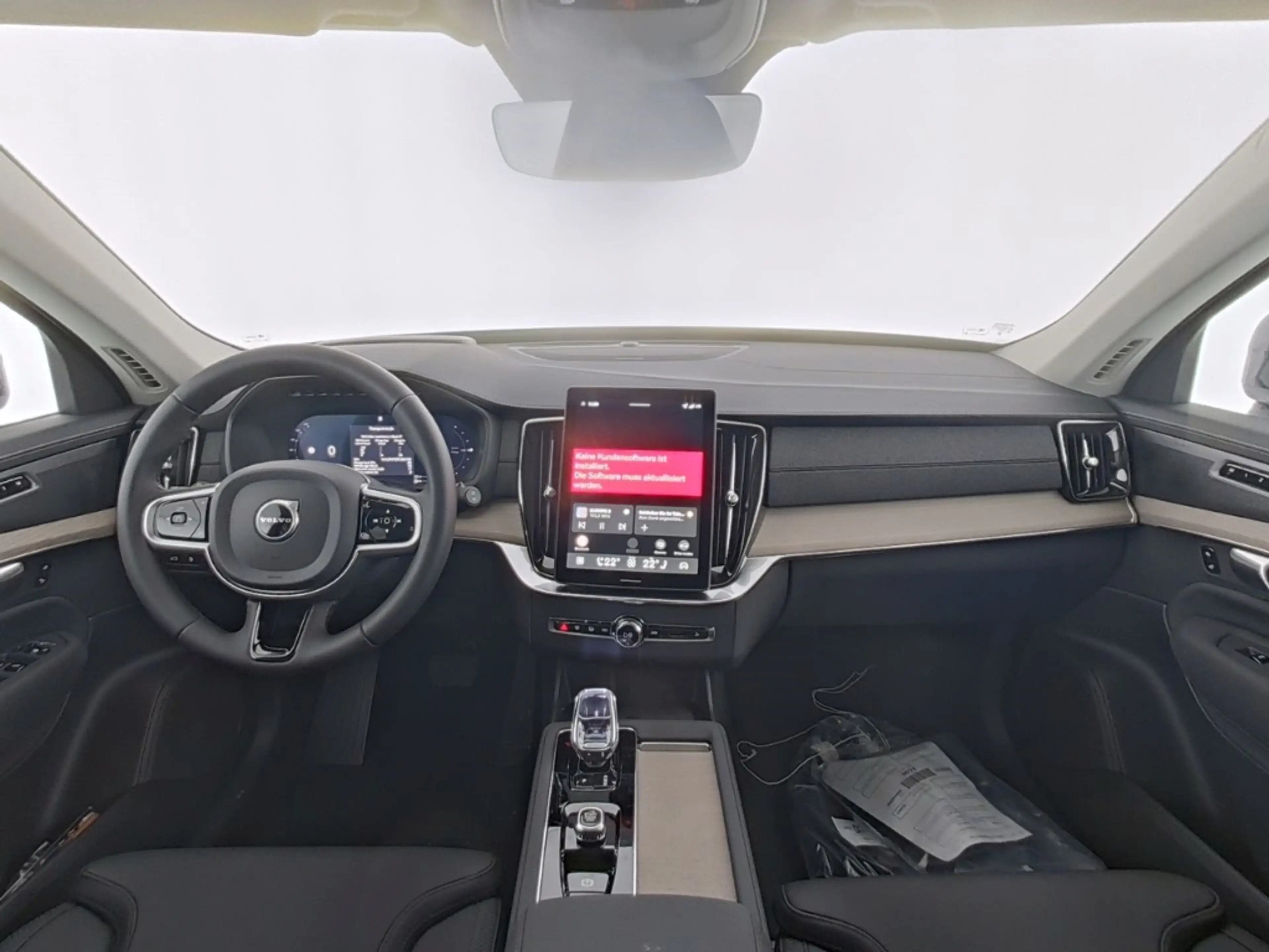Volvo XC90 Plus Dark T8 Recharge Plug-In Hybrid AWD 7-Sitzer — photo 8