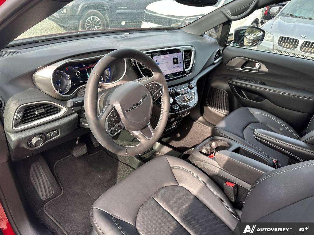 used 2025 Chrysler Grand Caravan car, priced at $42,777
