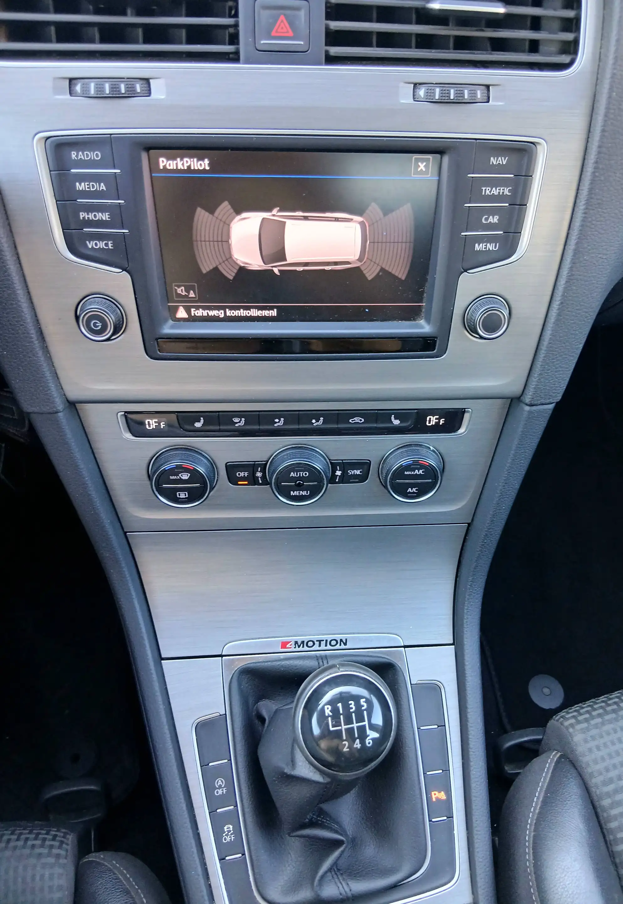 Volkswagen Golf Variant 4Motion BlueMotion Technology Comfortline — photo 11