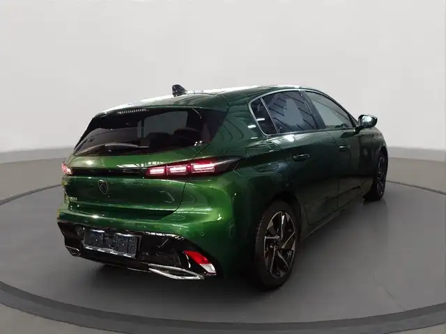 Peugeot 308 view 5