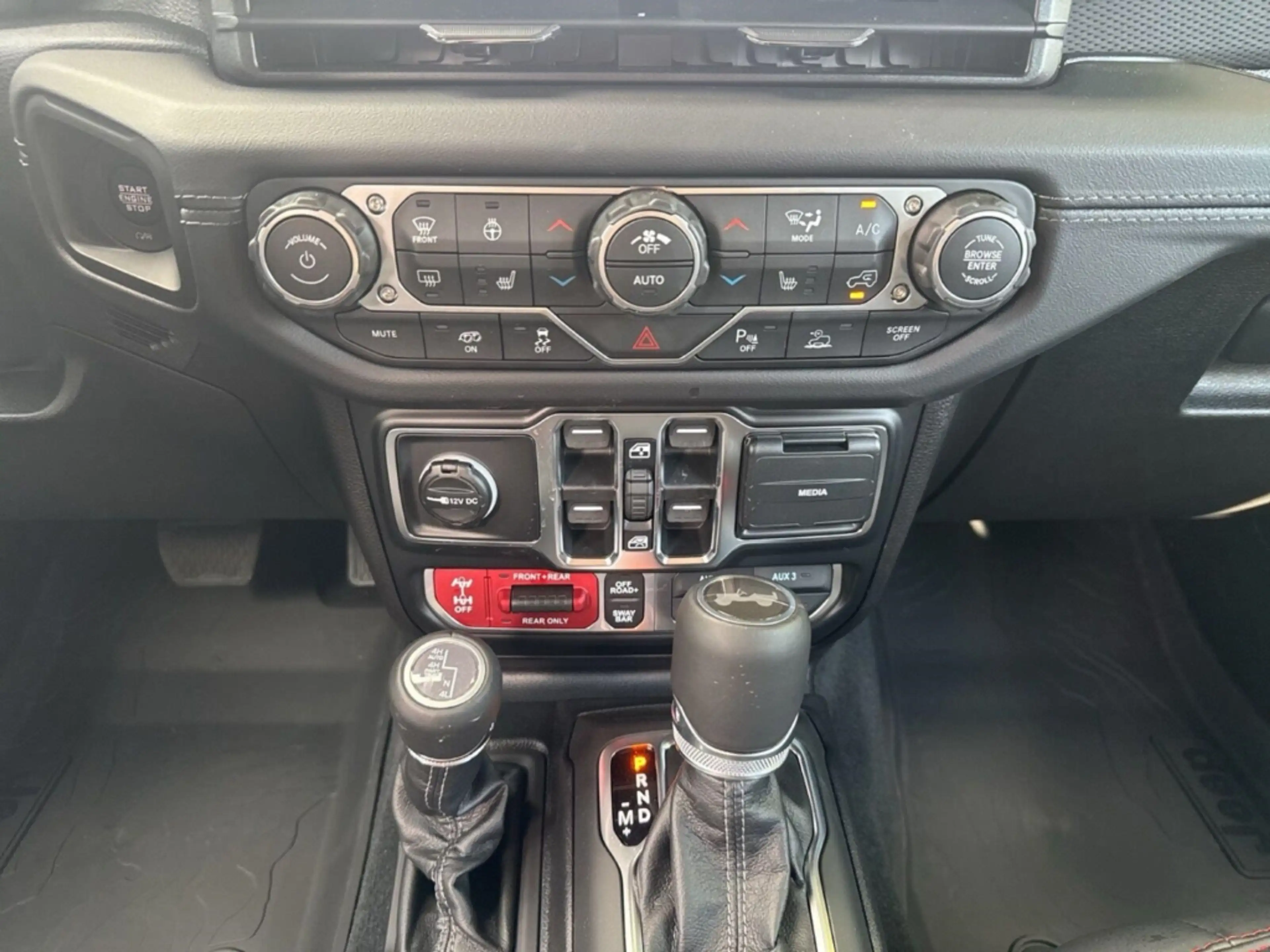 Jeep Wrangler 392 MOAB - 6,4-V8-US-Import — photo 15