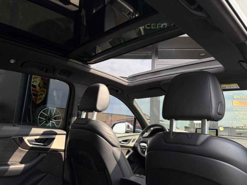 Audi SQ7 4.0d — photo 10