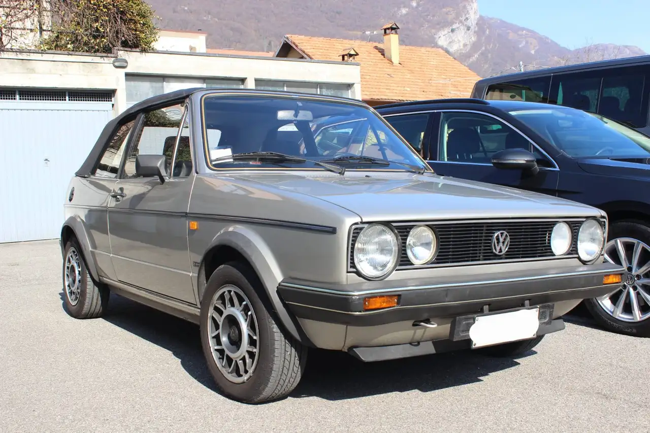 Volkswagen Golf Cabriolet