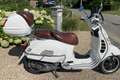Vespa GTS Super 300 i.e Fehér - thumbnail 2