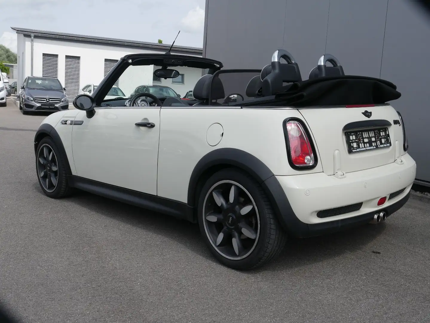 MINI Cooper S Cabrio Sidewalk Blanco - 2