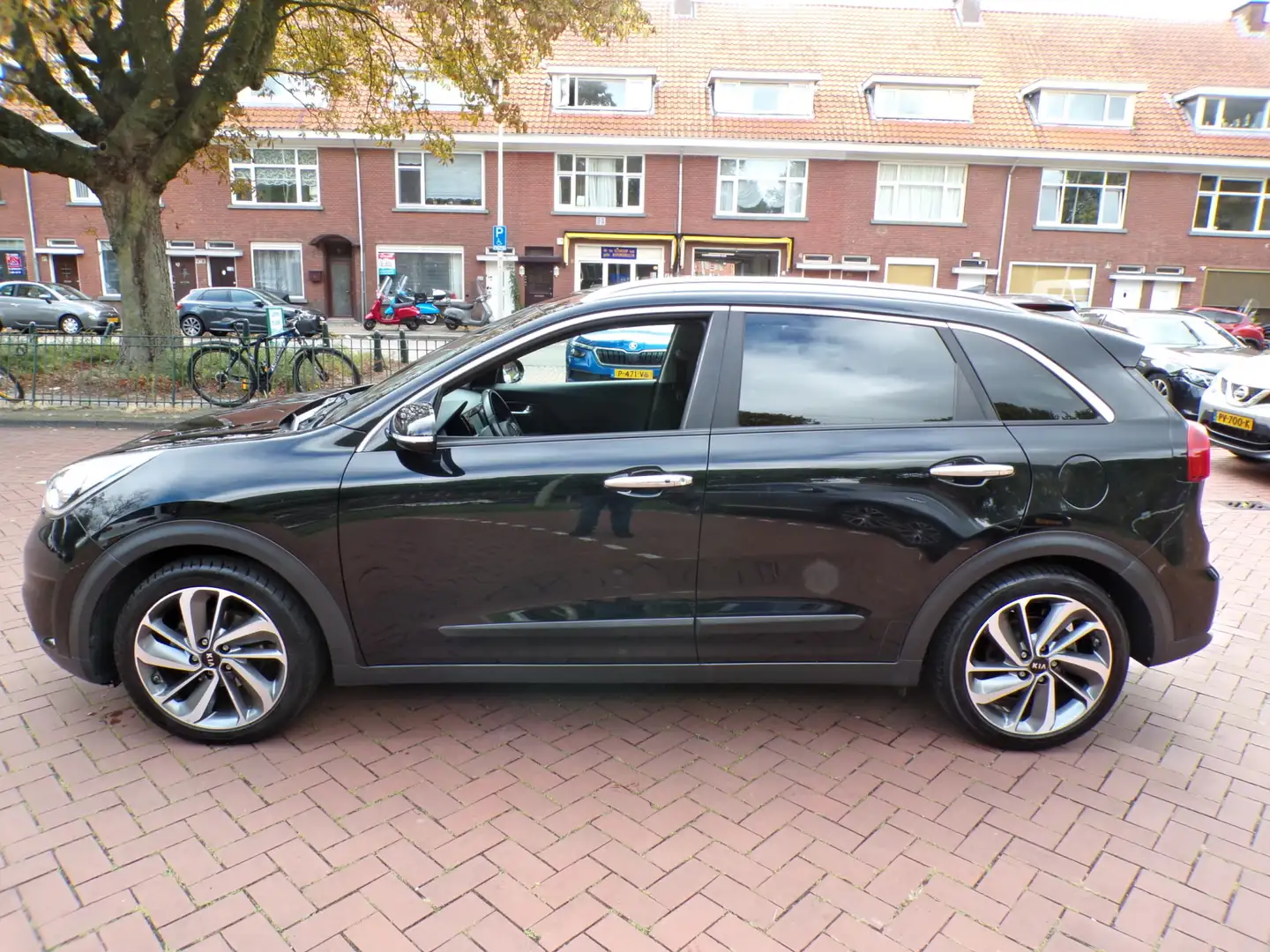 Kia Niro 1.6 GDi Hybrid SportsLine AUTOMAAT APPLE CARPLAY.. Noir - 2