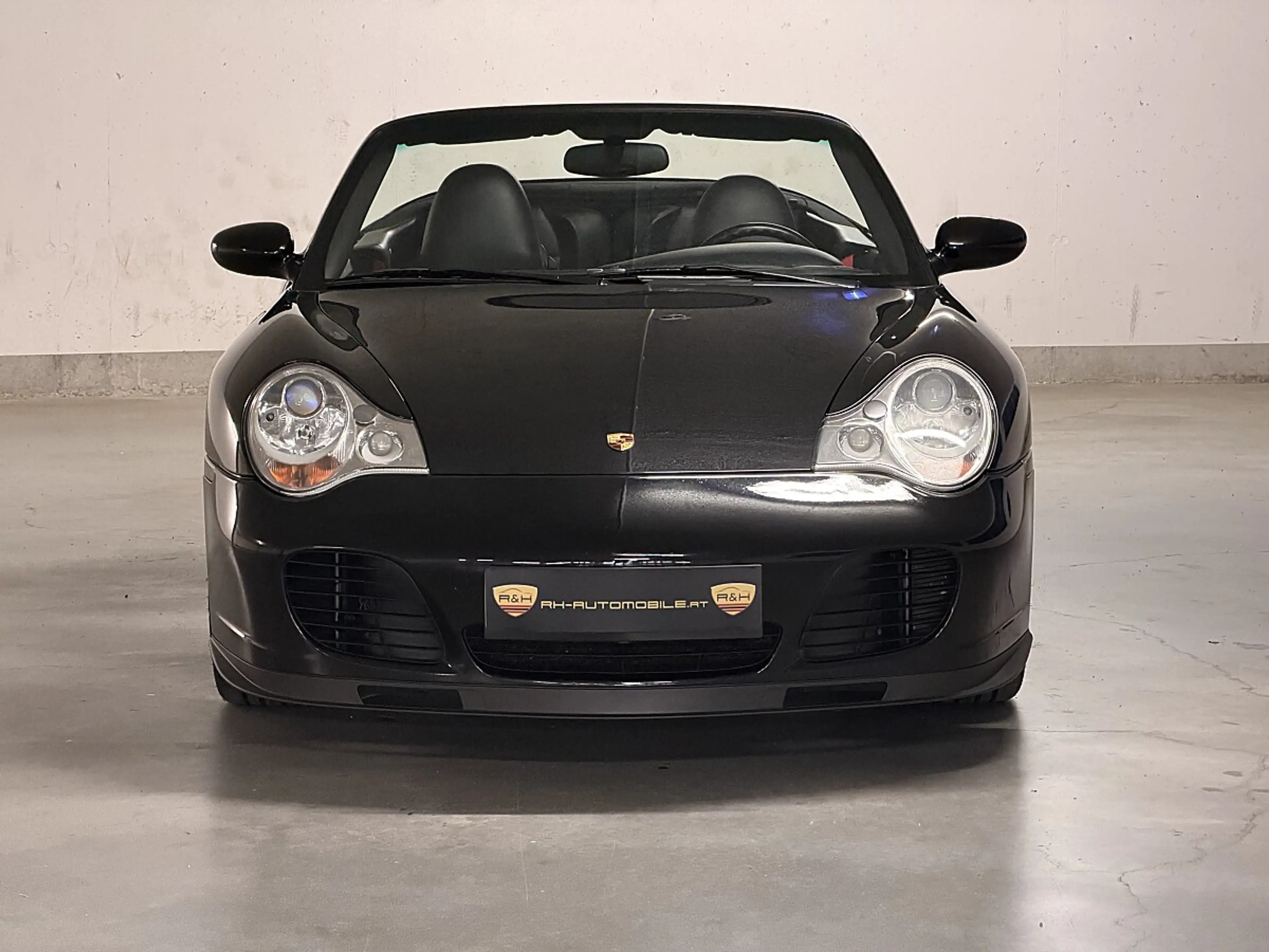 Porsche 996 911 996.2 Turbo Cabrio "Handschalter" Erstlack! — photo 4