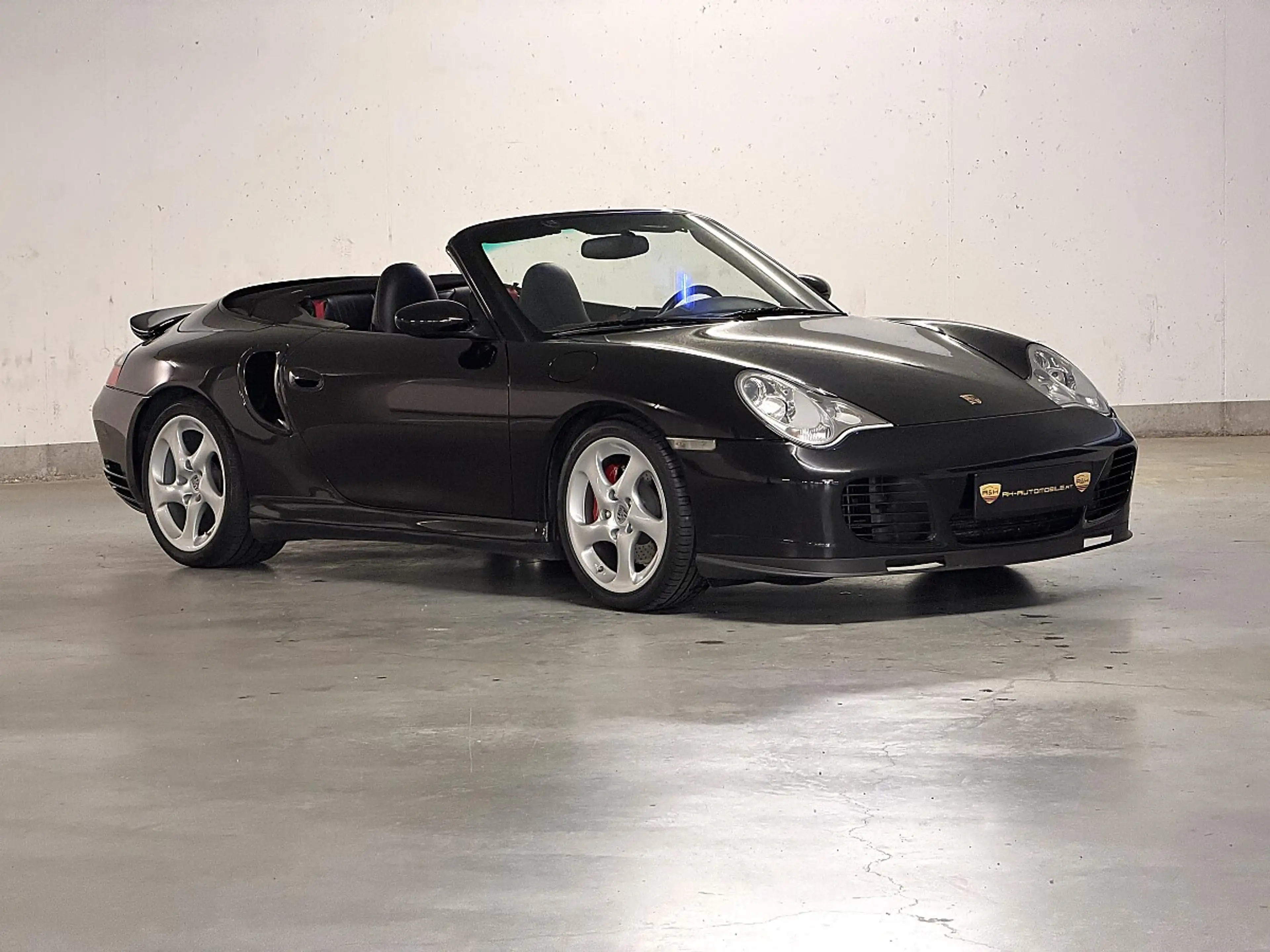 Porsche 996 911 996.2 Turbo Cabrio "Handschalter" Erstlack! — photo 2