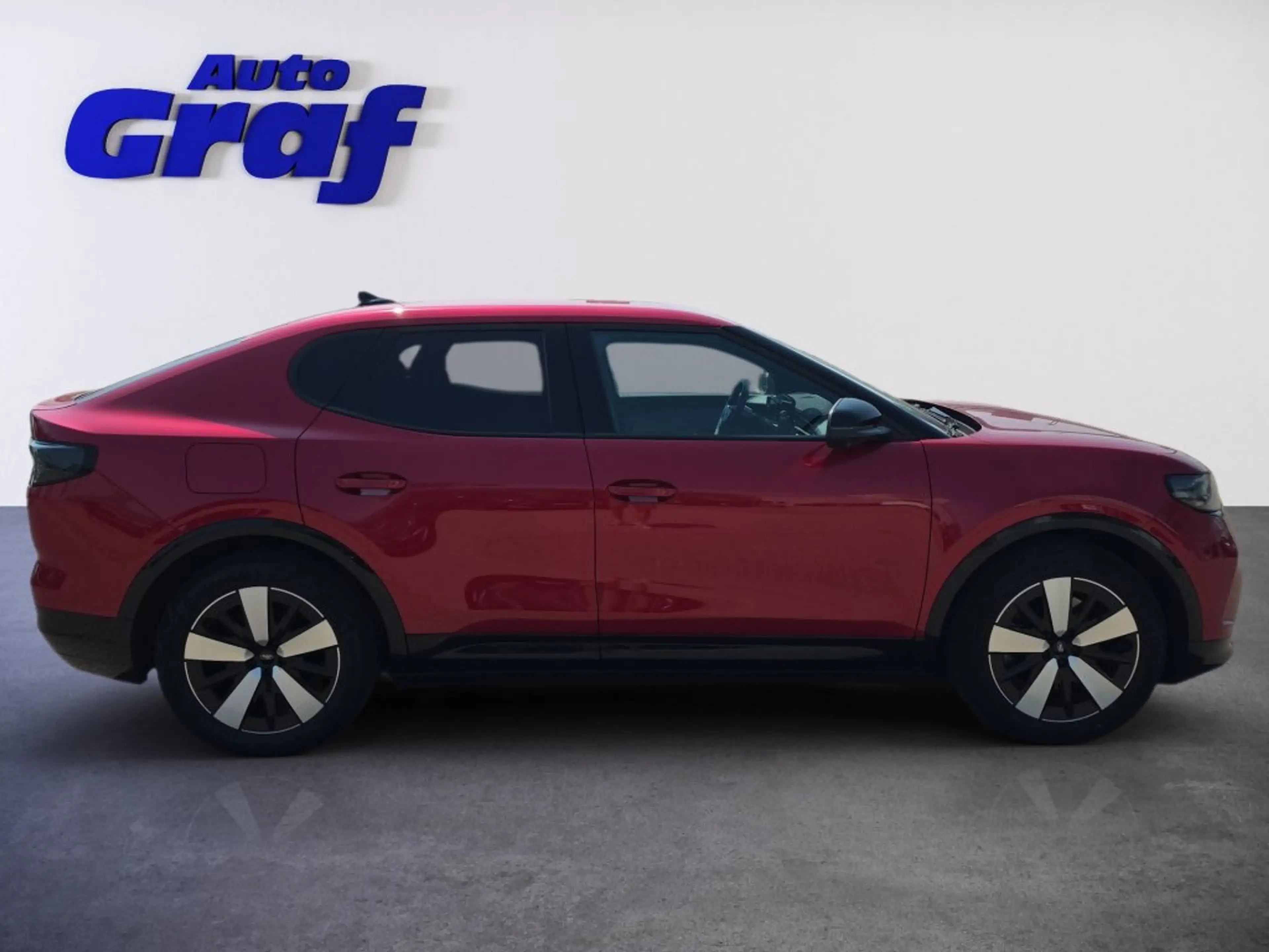 Ford Capri Elektro 77kWh Extended Range Select — photo 3