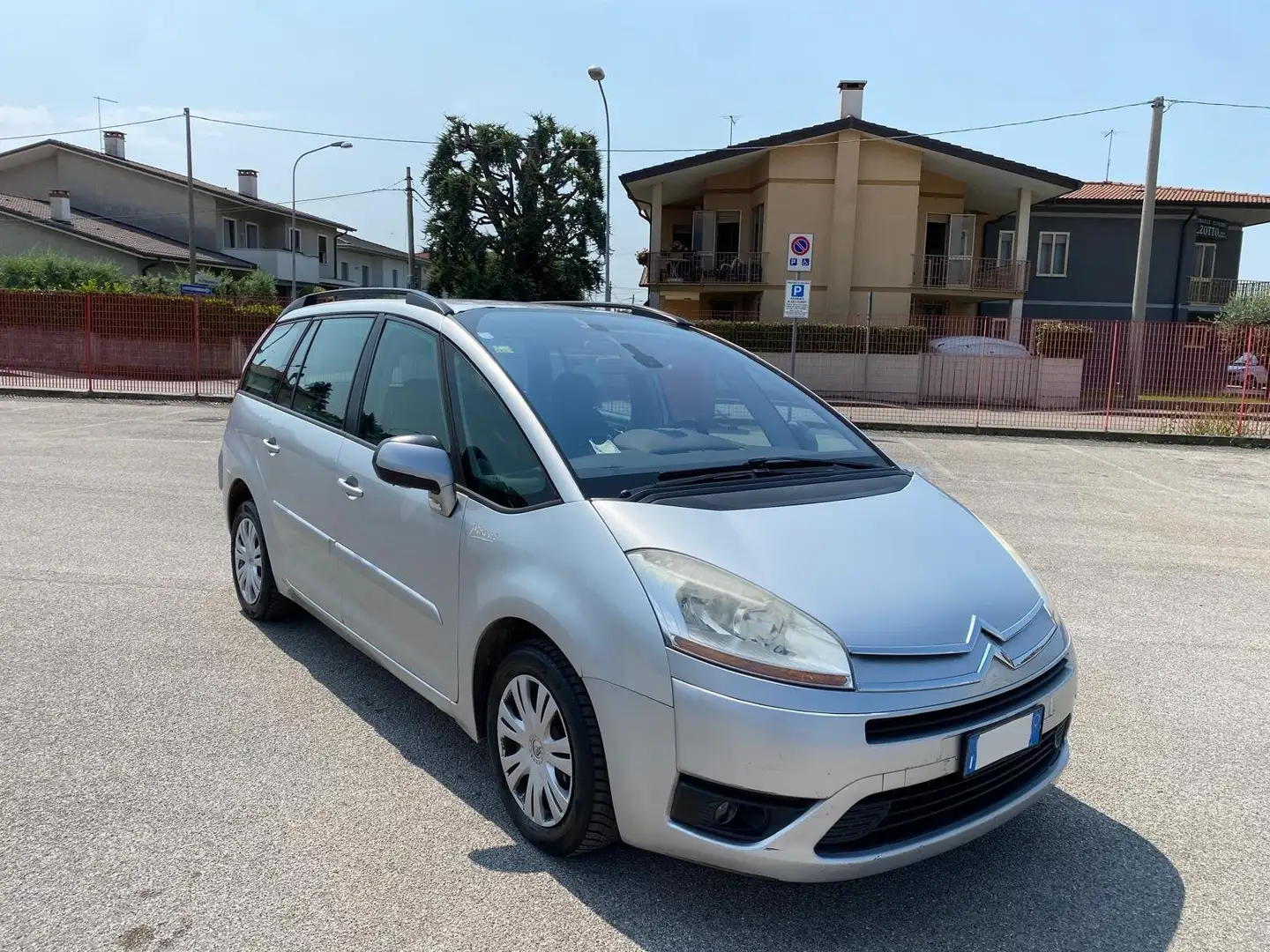 Citroen C4 Picasso 1.6HDI 7POSTI OK NEOPATENTATI Argento - 2