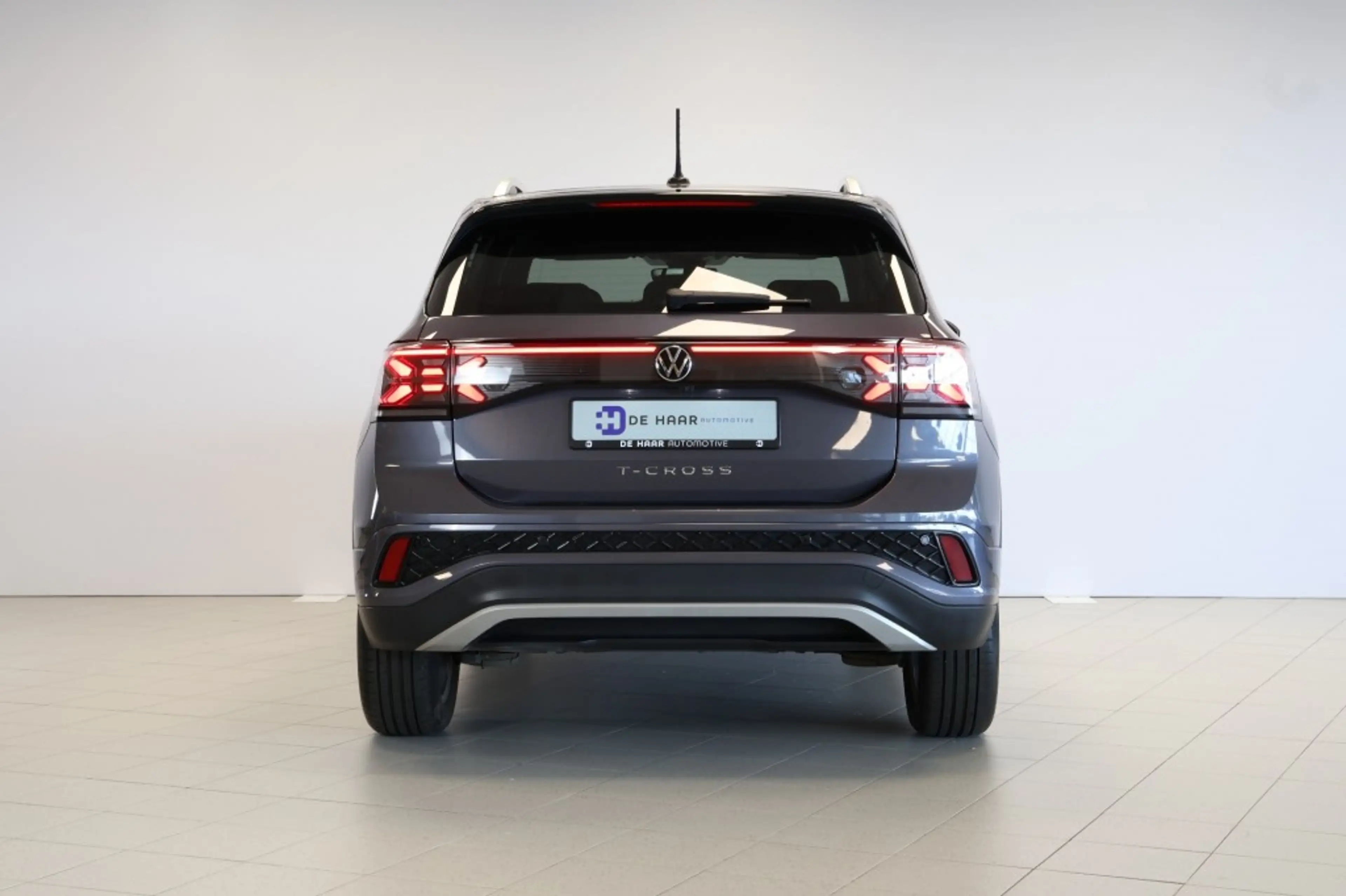 Volkswagen T-Cross 1.0 TSI R-Line - Stoelverwarming - Keyless - Matri — photo 13