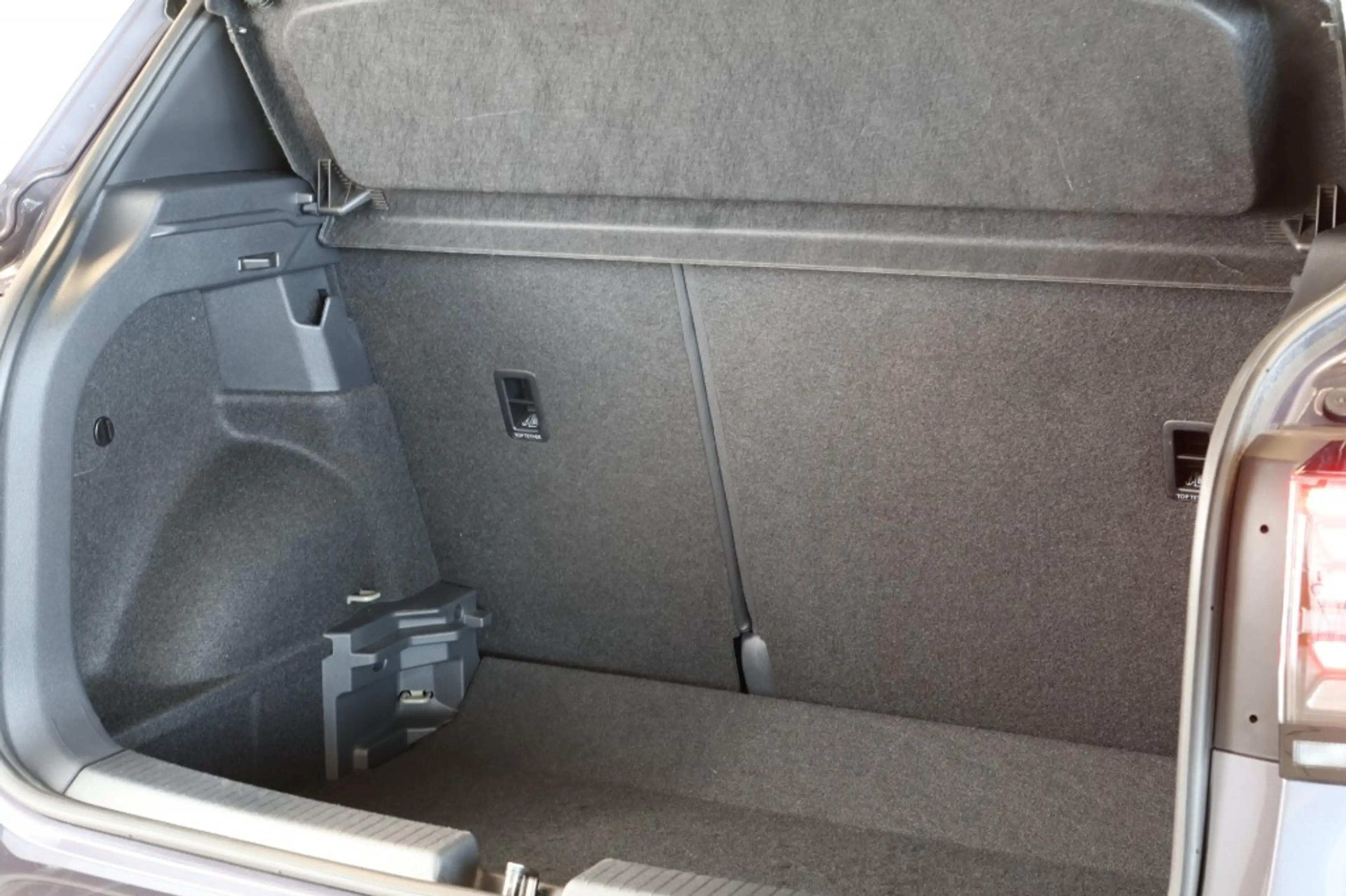 Volkswagen T-Cross 1.0 TSI R-Line - Stoelverwarming - Keyless - Matri — photo 14