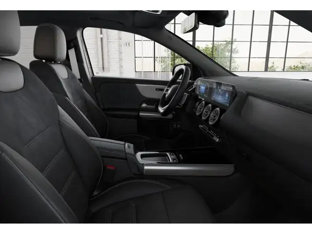 Mercedes-Benz Gla view 8