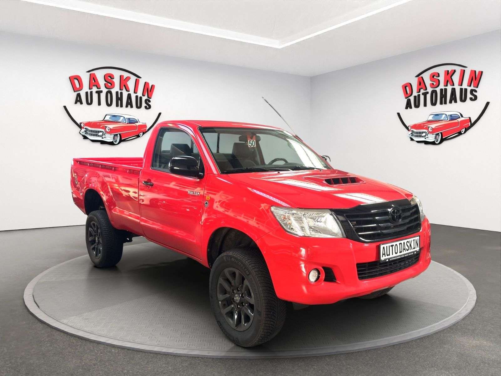 Second hand Toyota Hilux 2.5