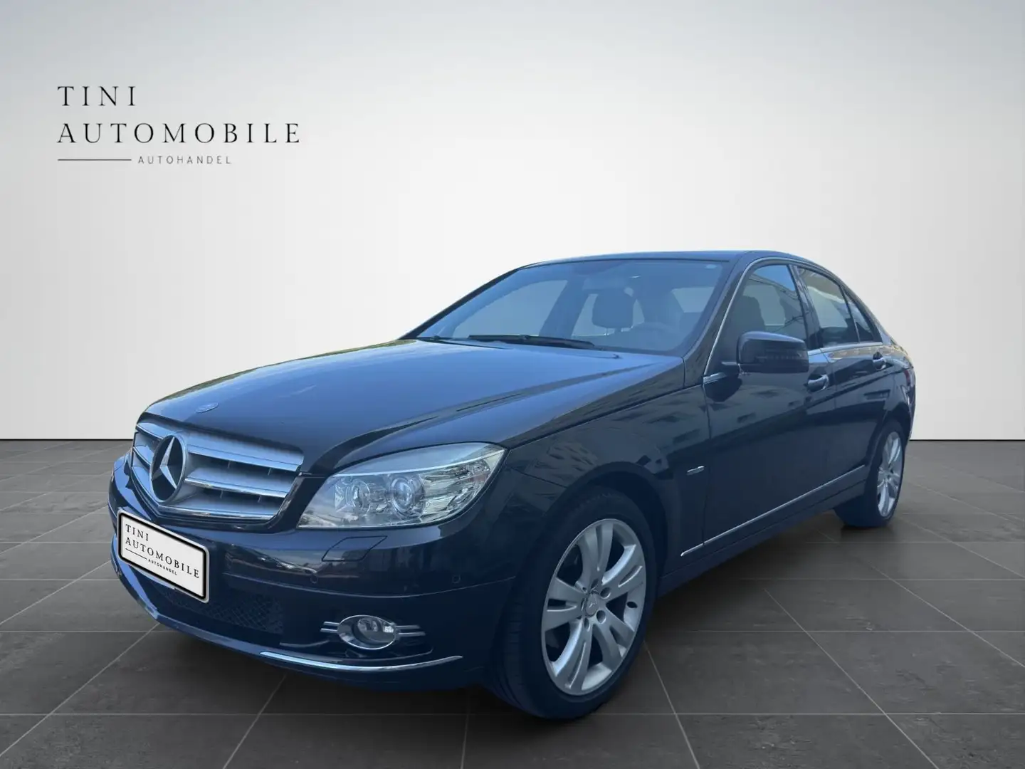 Mercedes-Benz C 180 C -Klasse Lim. C 180 CGI*Avantgarde*Xenon*Navi* Schwarz - 1