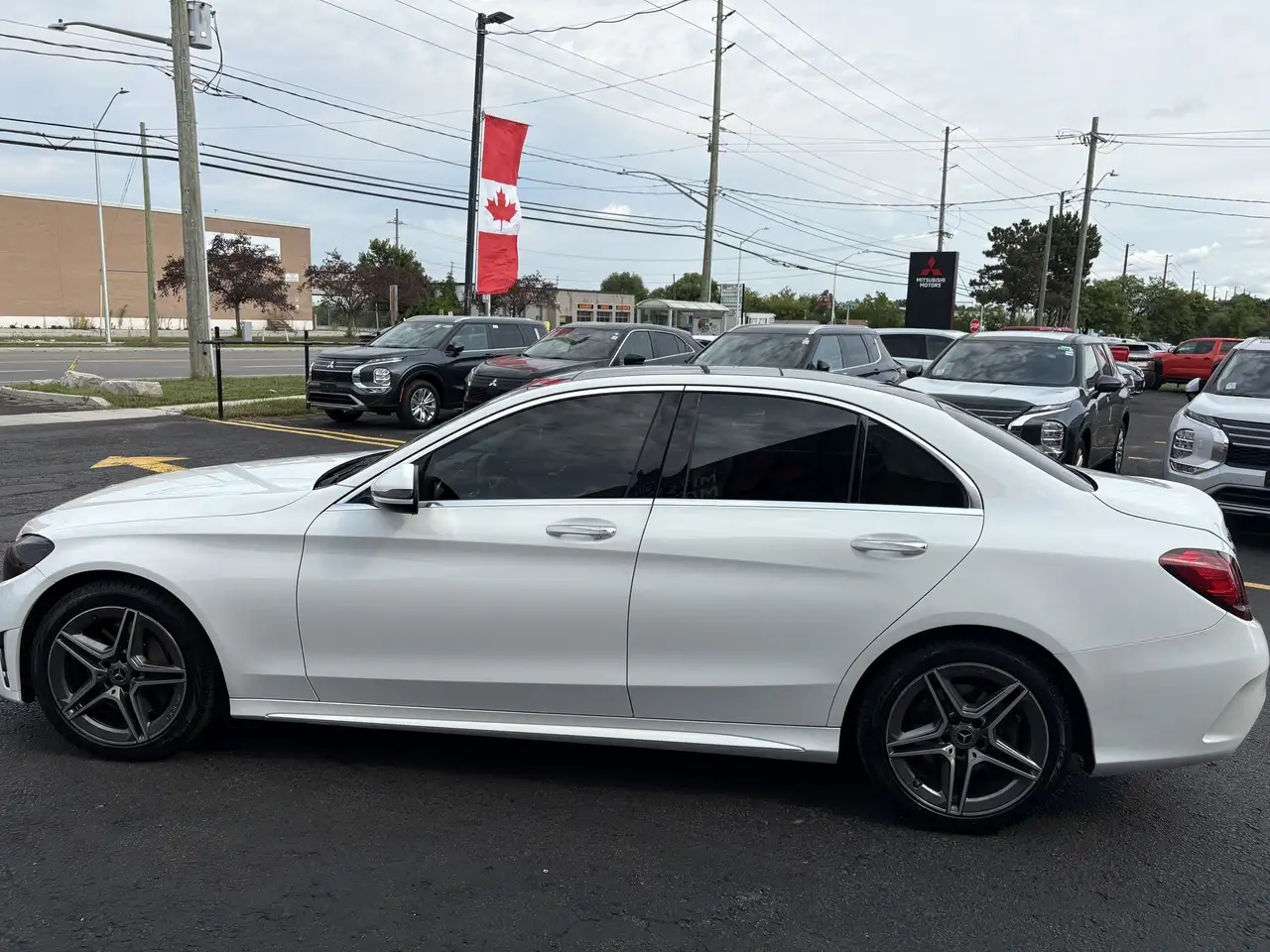 Mercedes-Benz C-Class снимка Mercedes-Benz C-Class
