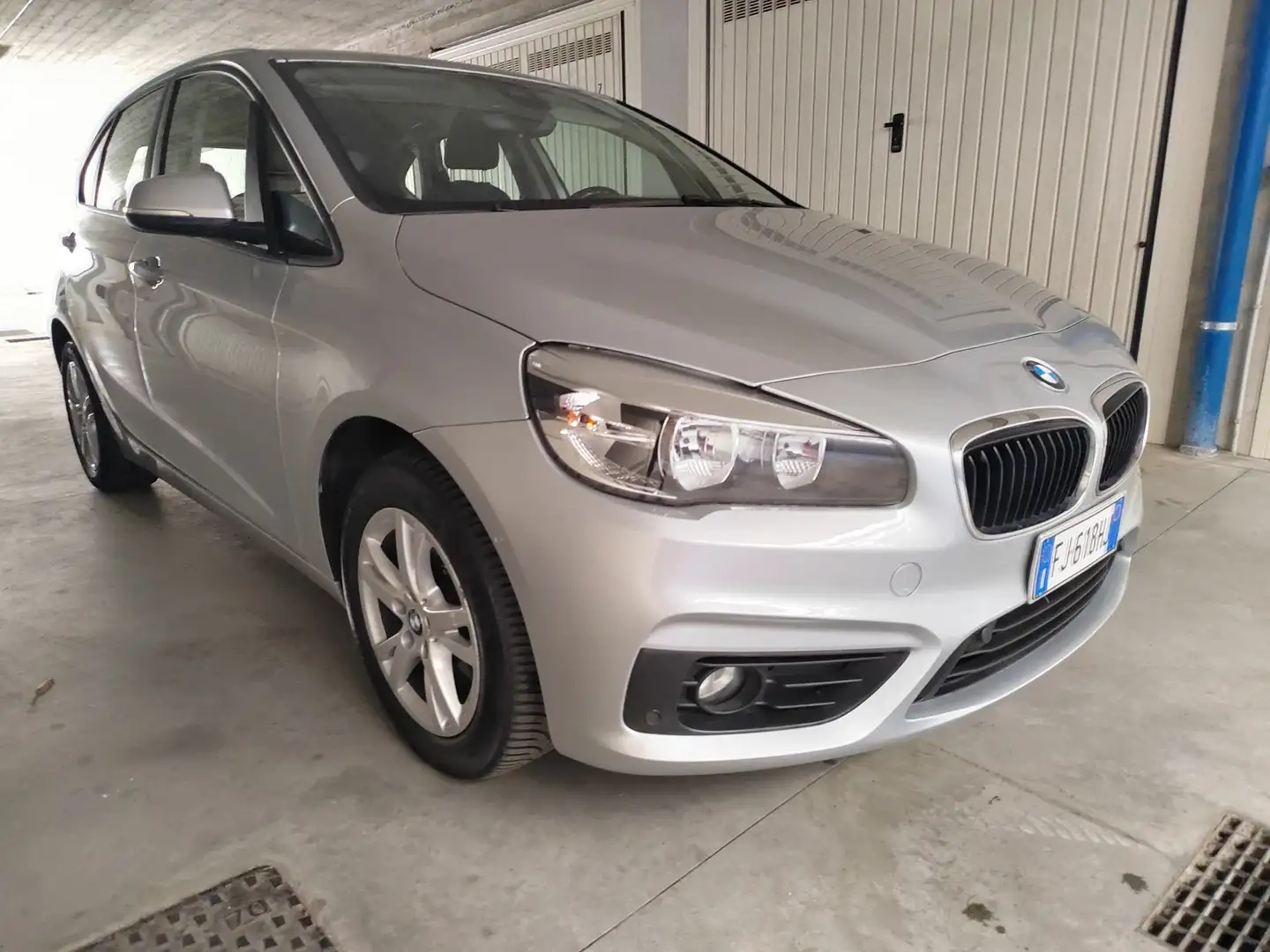 BMW 218 218d Active Tourer EURO6  NO OBBLIGO FINANZIAMENTO Argento - 2